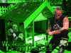 roadoggdoghousewallpaper.jpg (181221 bytes)